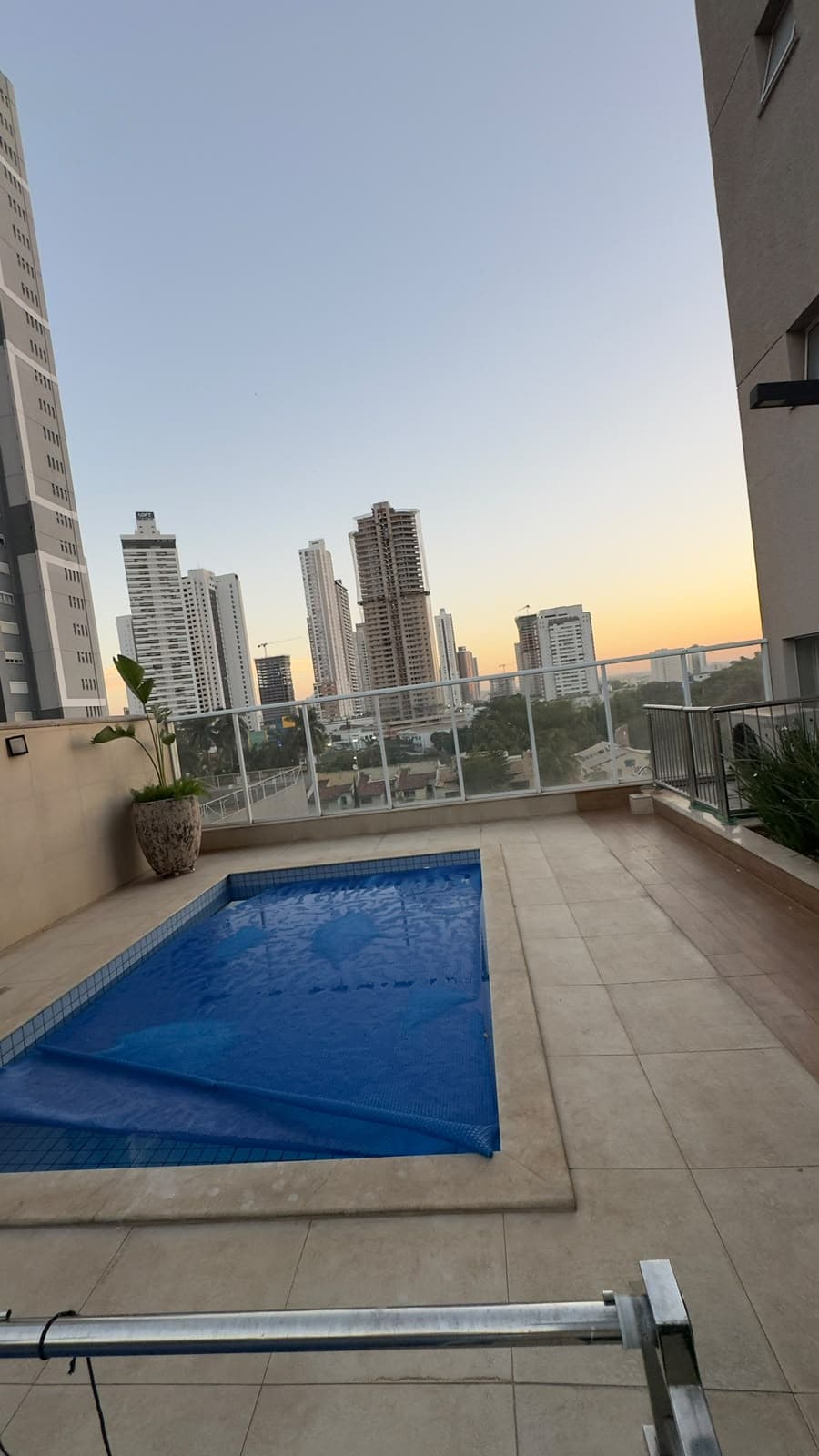 Apartamento setor bueno três suites plenas lazer completo andar alto