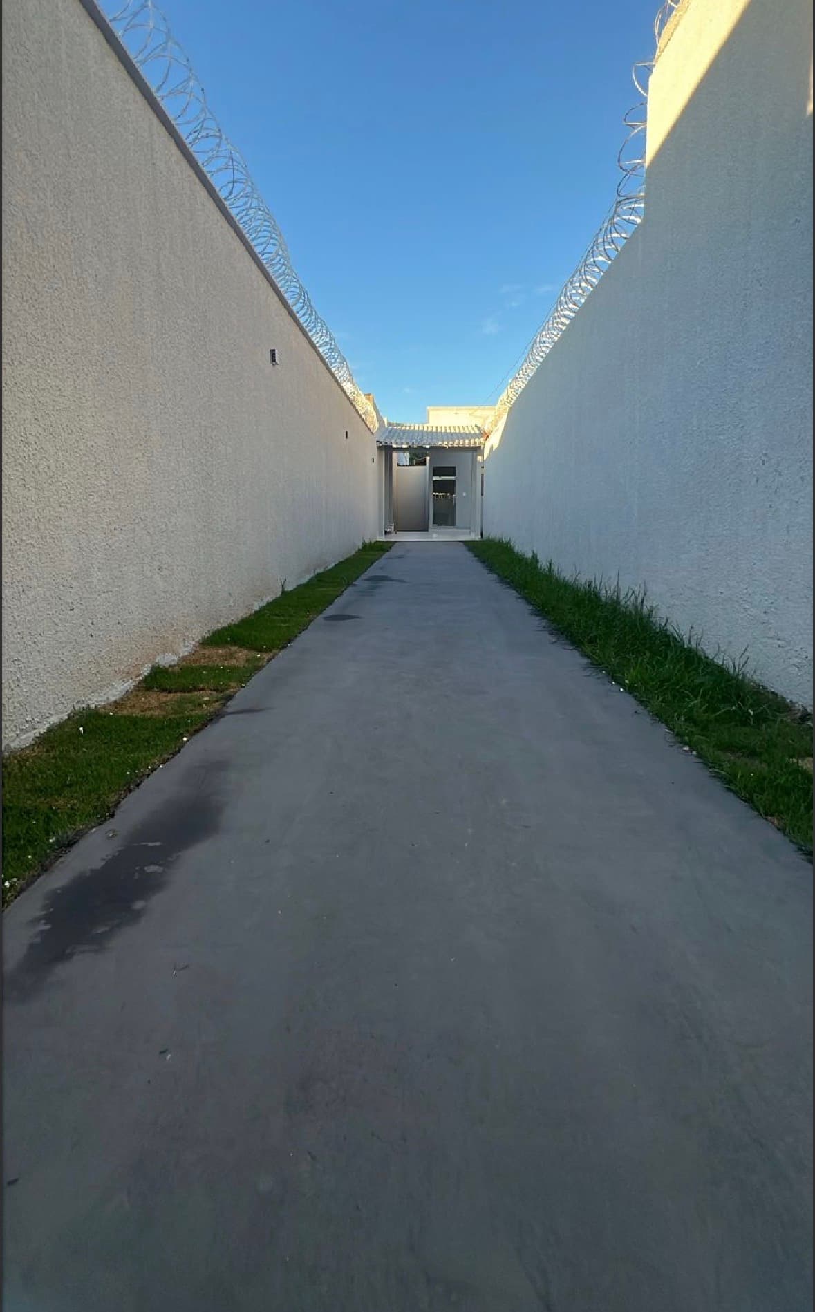 Casa Em  Senador Canedo - 110m²