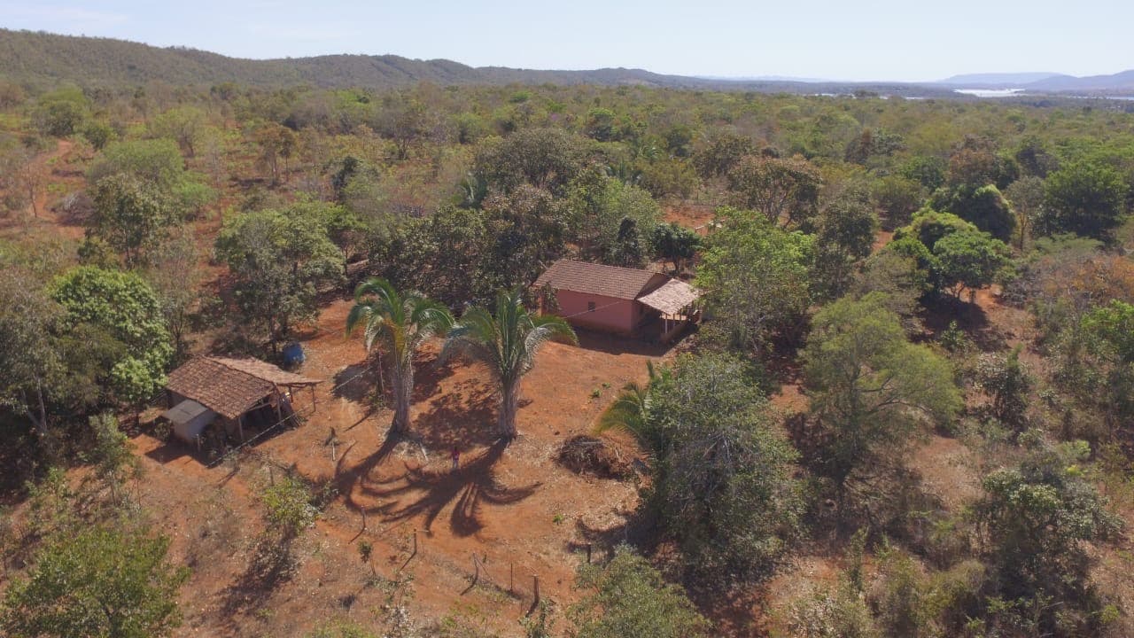 Paraíso à Venda: Fazenda de 27 Alqueires com Extensa Margem no Rio Serra da Mesa.Localizada  em Niquelandia Goiás.