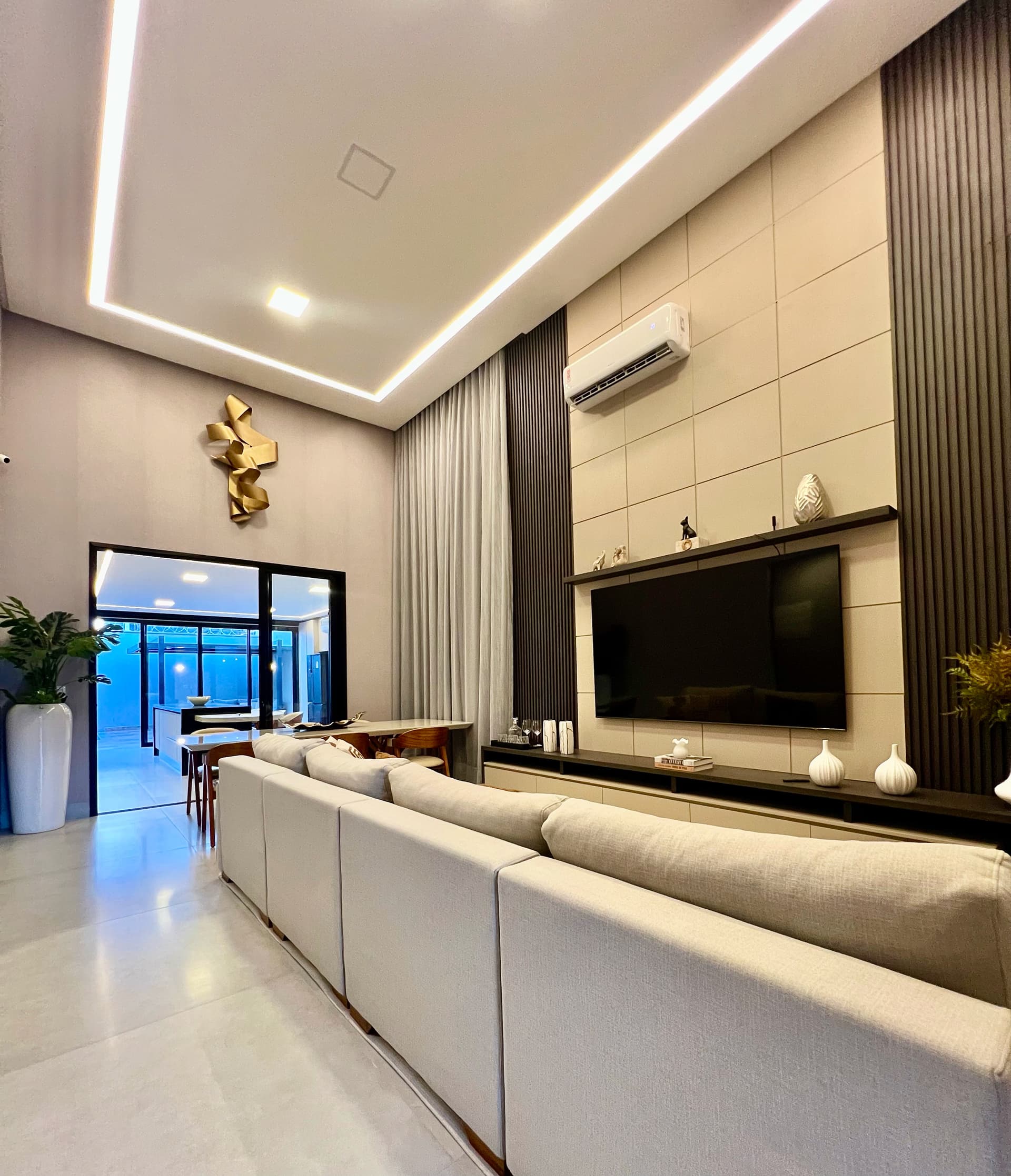 Casa 3 Suites Jardim Vila boa - Goiânia