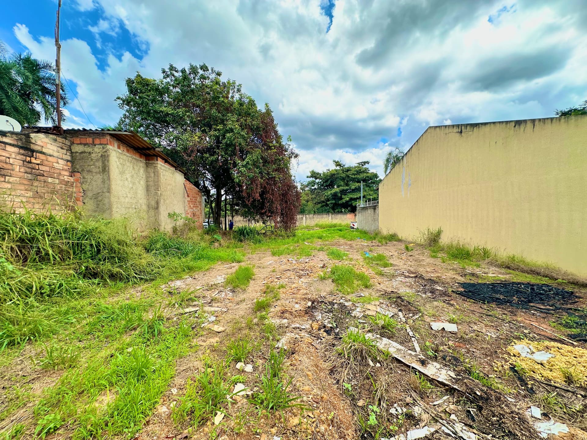 LOTE DE 434,56M² NO SETOR AEROPORTO SUL - APARECIDA DE GOIANIA