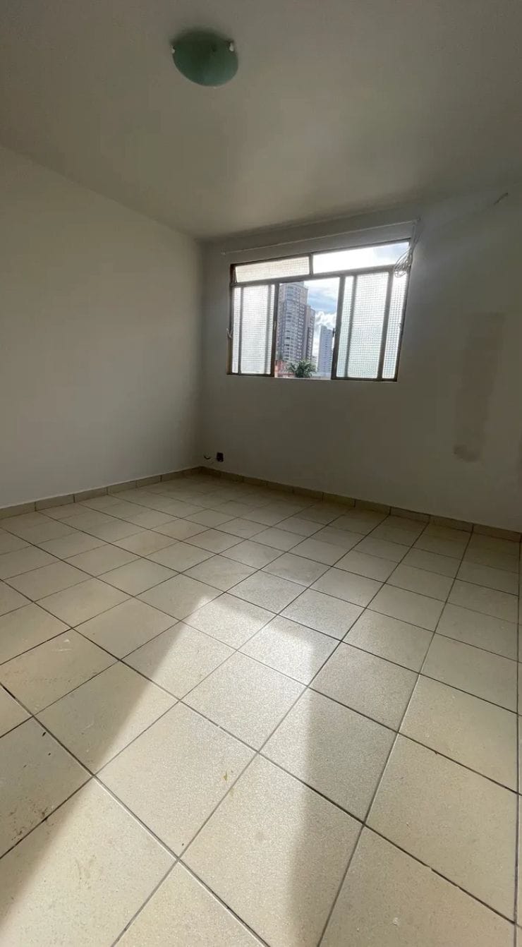 Apartamento Condominio Alfa e Beta 74m² - Marista