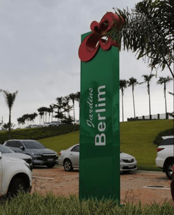 Casa Jardins Berlim - Senador Canedo 260m²