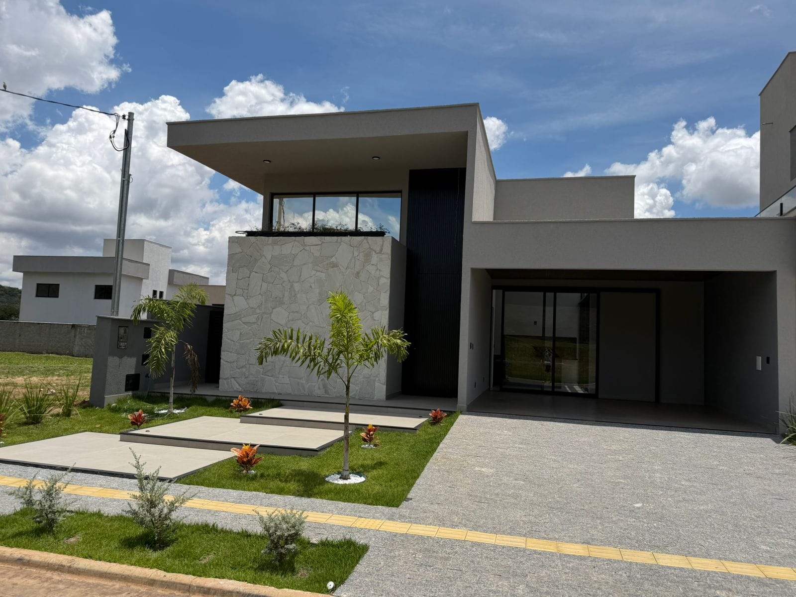Casa térrea Jardins Porto 177m²