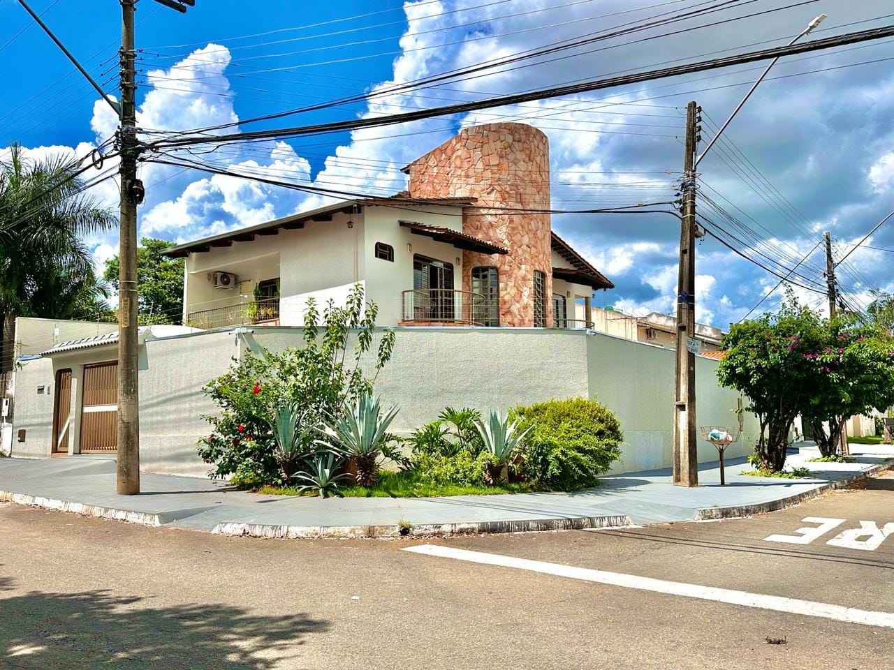 Sobrado Setor Jaó 250m²