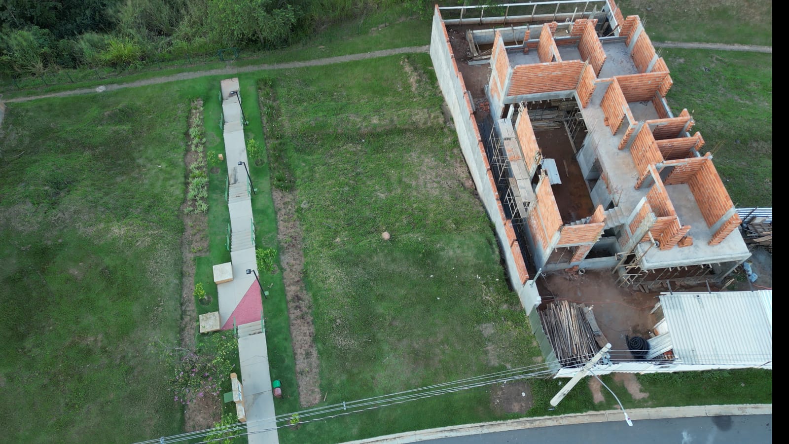 LOTE JARDINS NAPÓLES