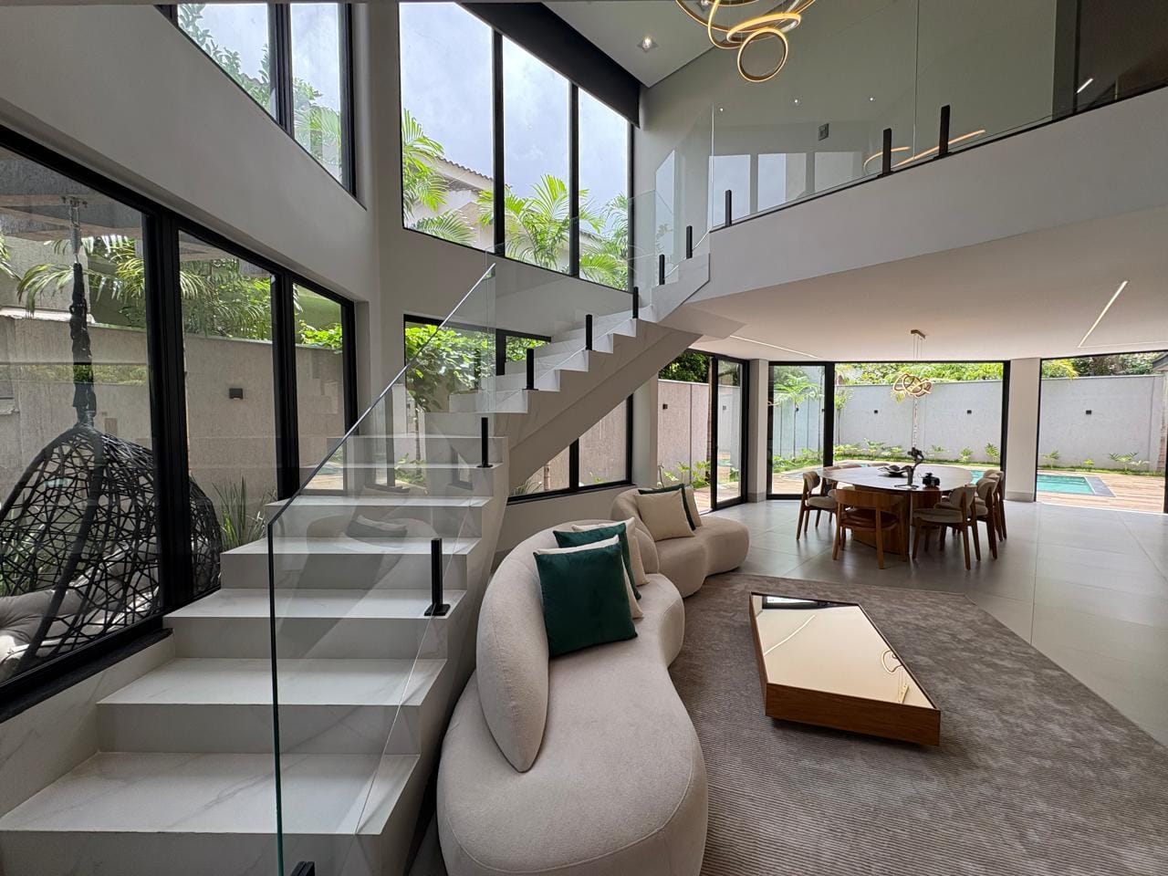 Sobrado Jardins Madri 387m² - Mobiliado