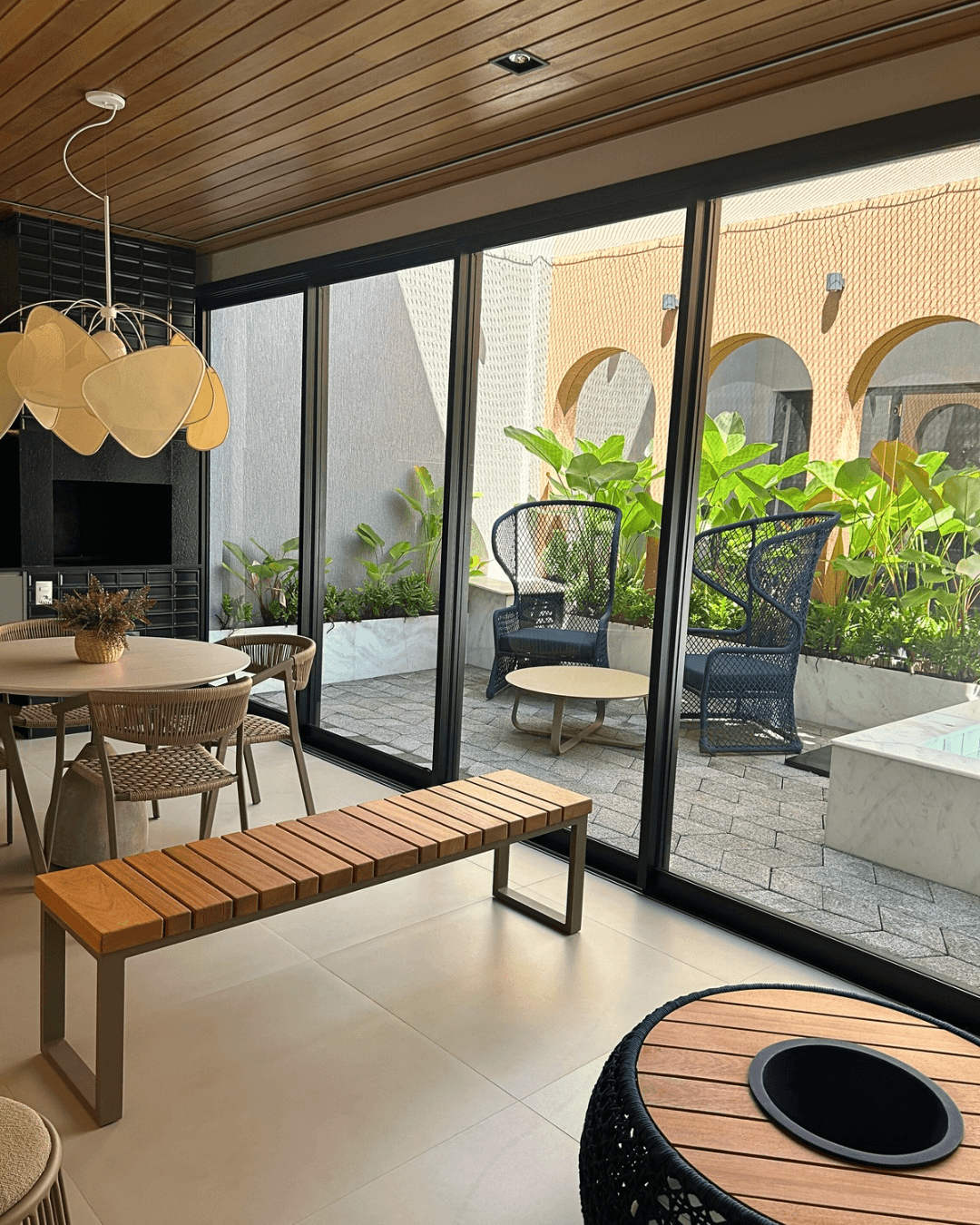 Casa em Condomínio Fechado em Aparecida de Goiânia 143m²