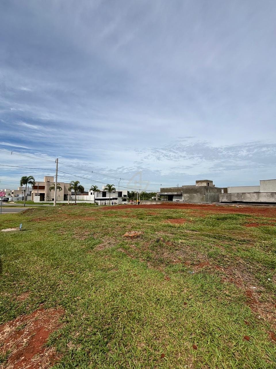 Lote no Cond. Jardins Caprib 261m²