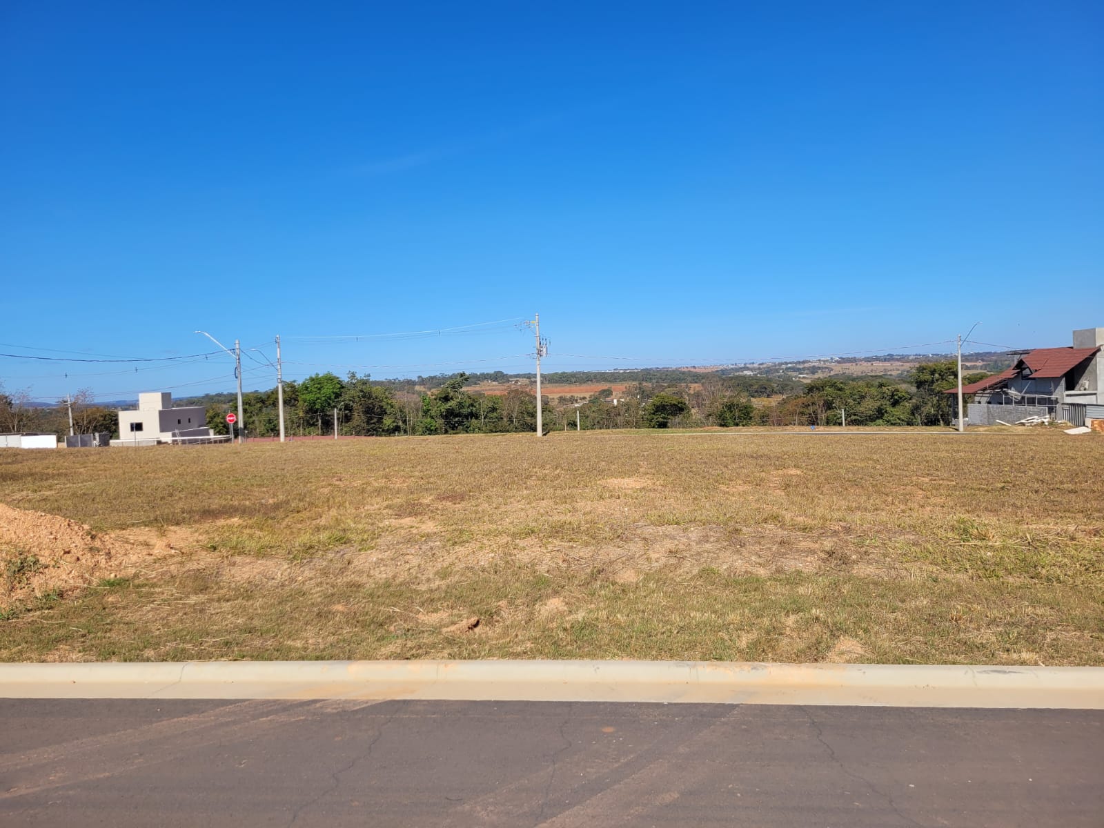 LOTE JARDINS CAPRI 278m²