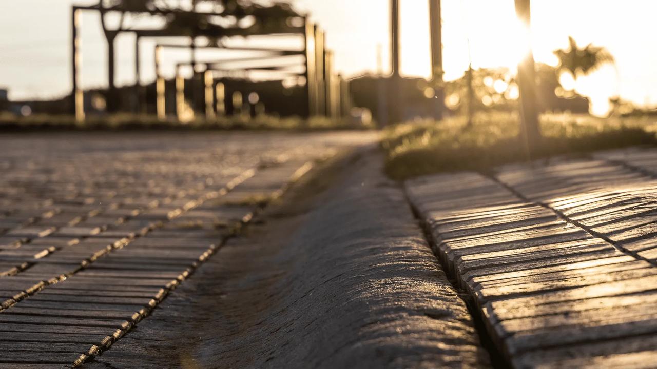 Lote No Parqueville Quaresmeira em Trindade - 299m²