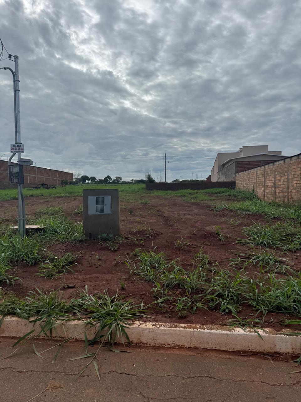 Lote à venda – Residencial Aline Barbosa 270m²