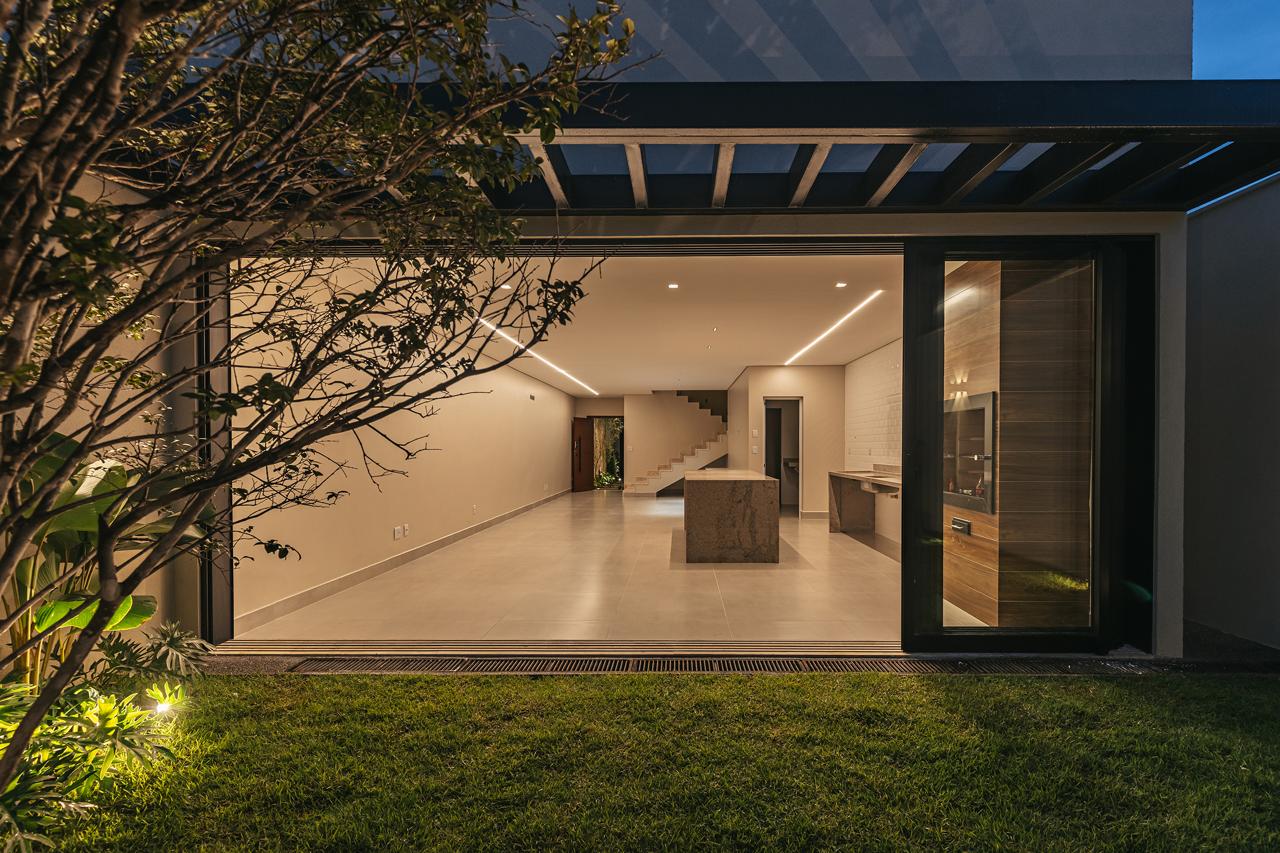 Casa Sobrado Jardim Atlântico 210m²