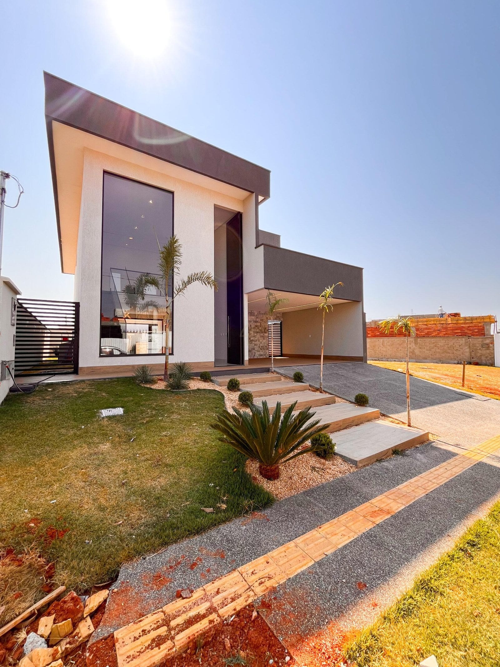 Sobrado Jardins Bolonha 300m²