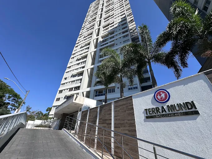 Apartamento com 3 Suítes e Vista para o Parque Cascave
