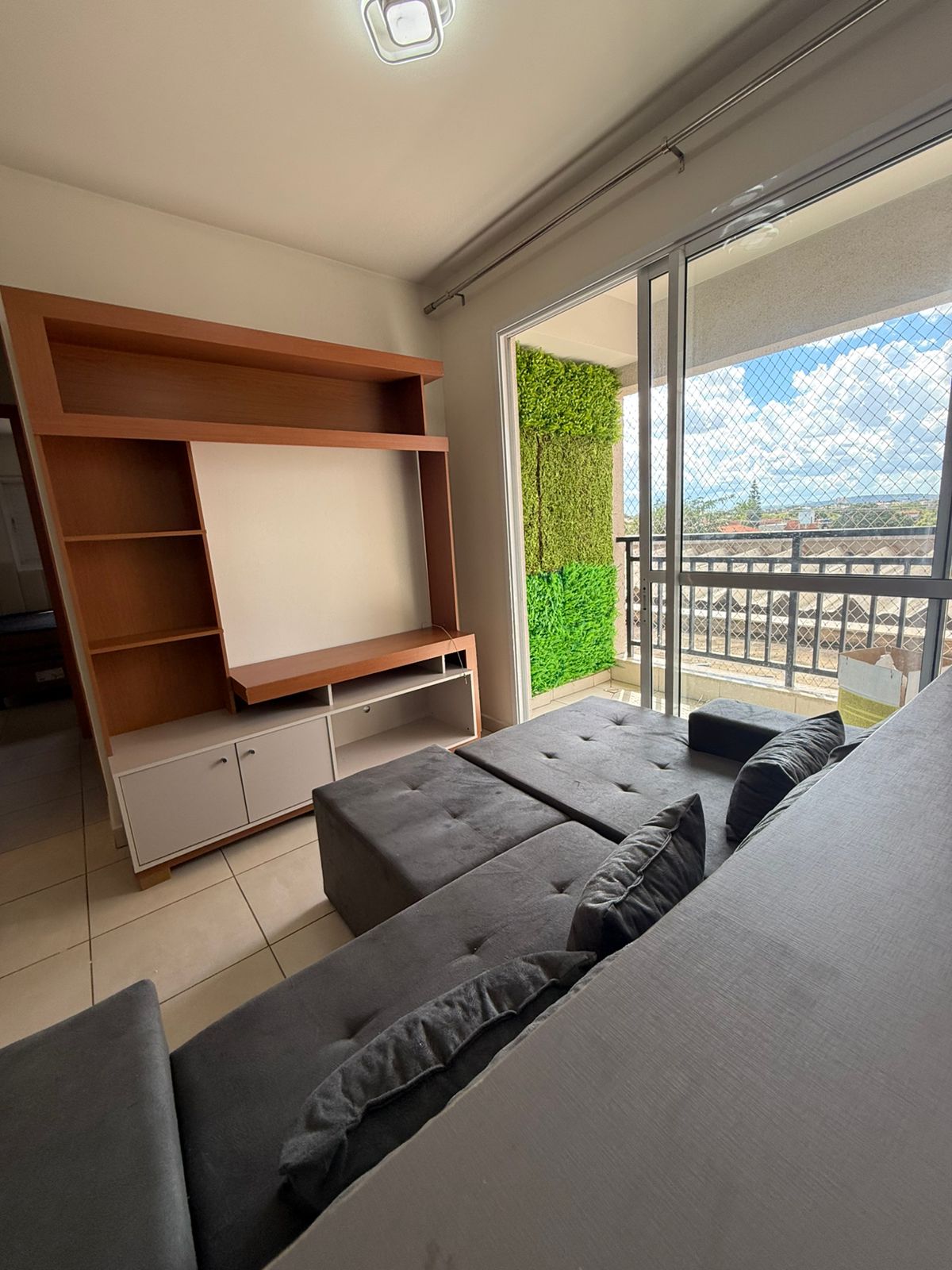 Apartamento Semi Mobiliado na Vila Rosa 55m²