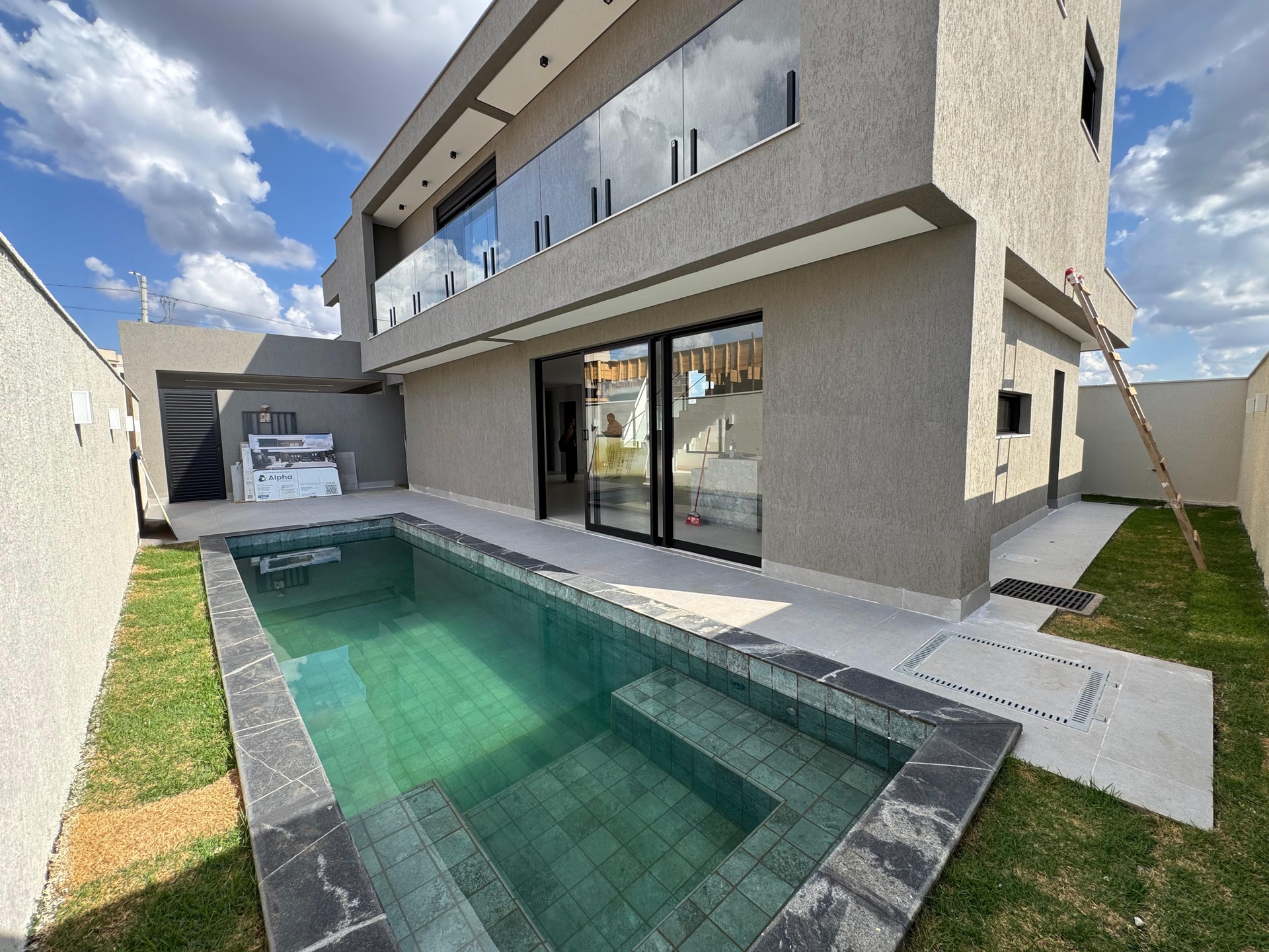 Sobrado Jardins Capri 270m²