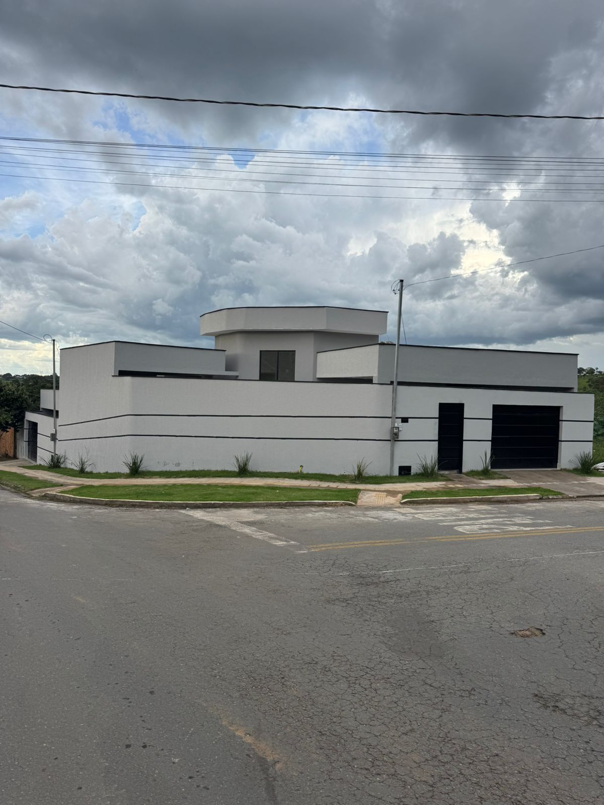 Casa Jardins Capri - Senador Canedo 150m²