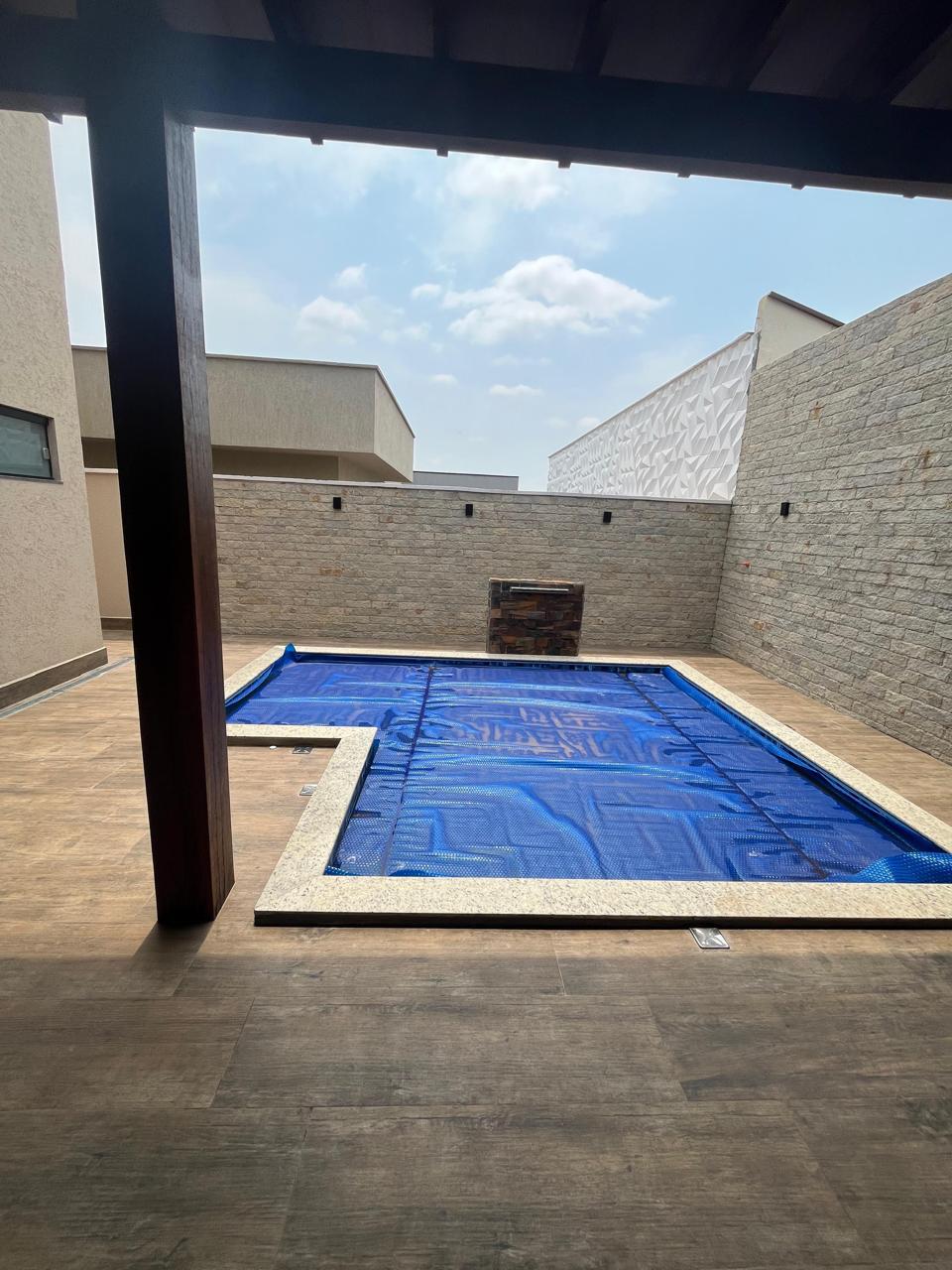 Casa Jd Veneza - 220m²
