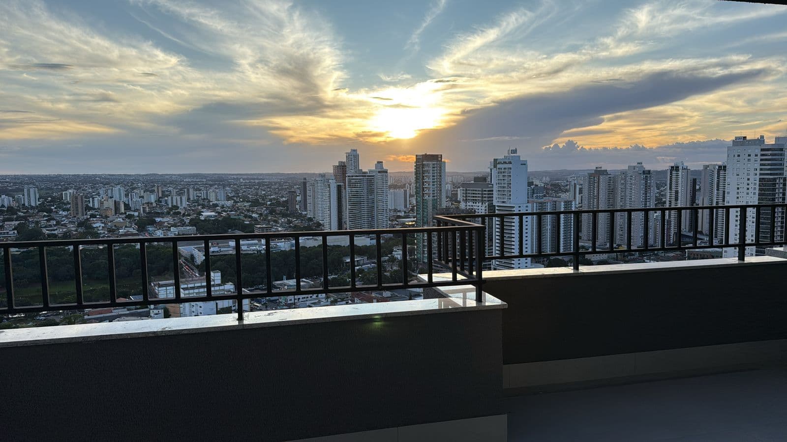 Apartamento Moove Home 136m² - 3 suites