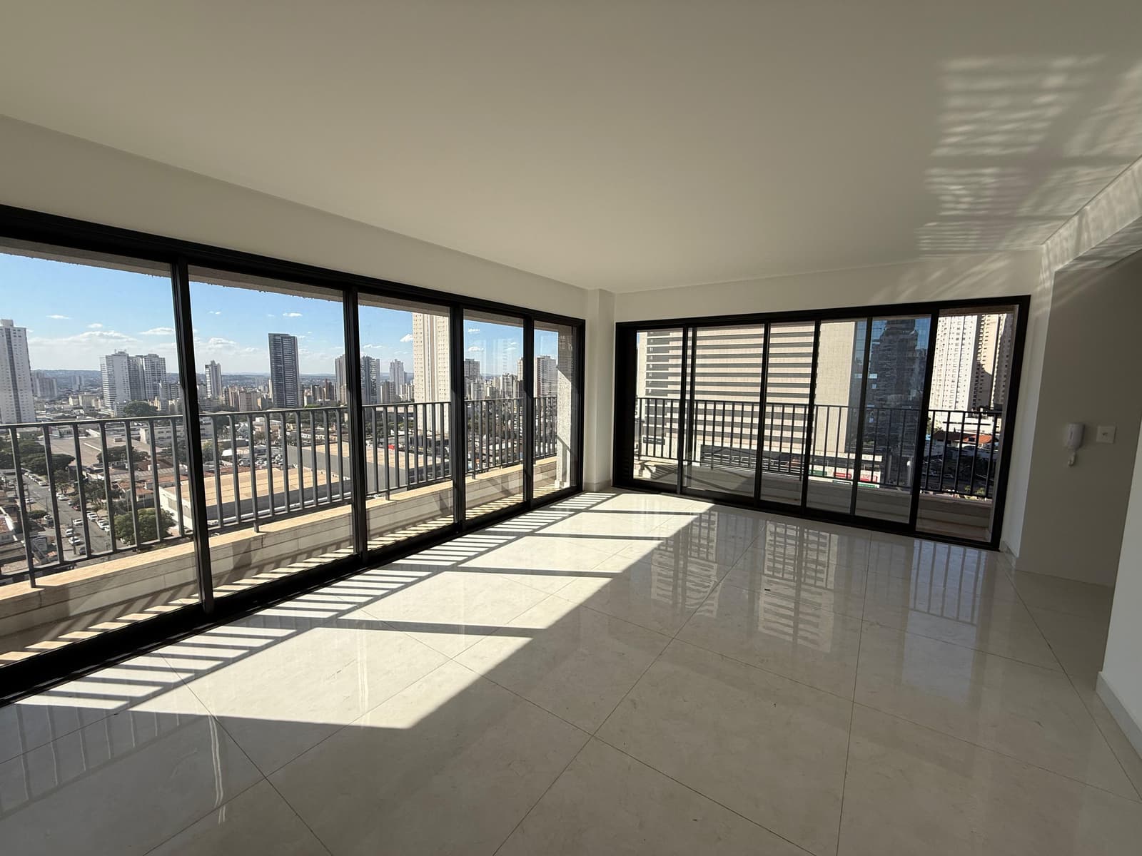 Apartamento Cristal Tower 130m²