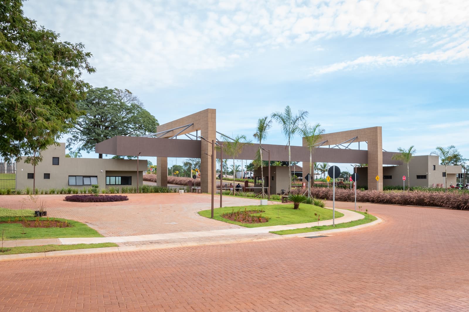 Lote Parqville Quaresmeira 292m²