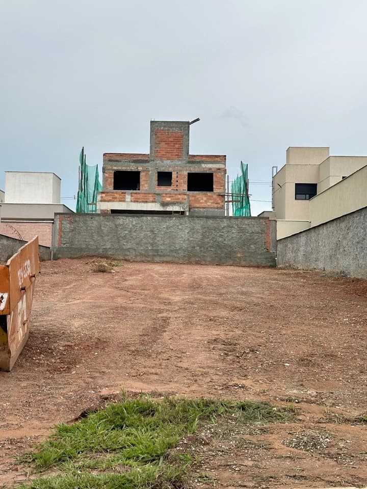 Ágio Lote Cond Jardins Nápoles 360m²