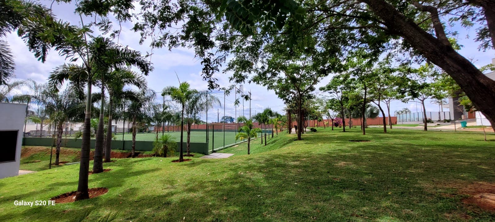 Lote Condomínio Jardim Veneza 360m²