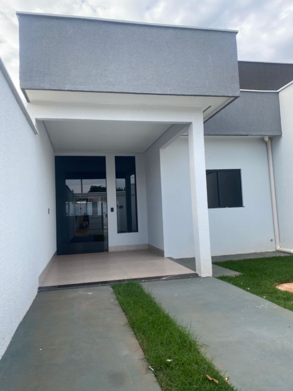 Casa Setor Serra Dourada Goianira 100m²