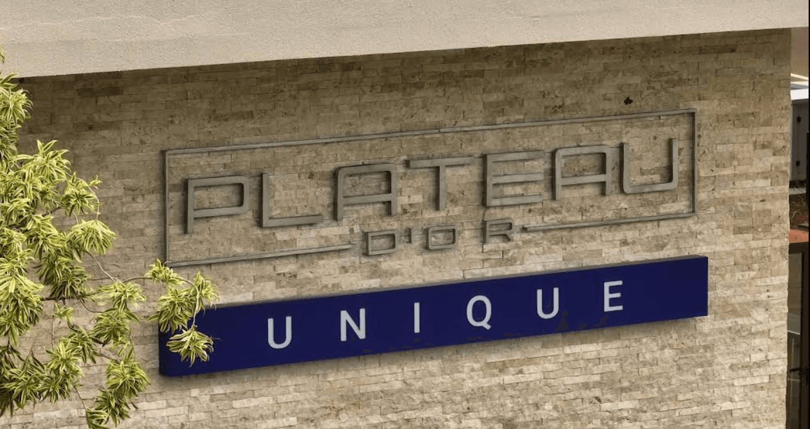 Lote de esquina no Plateau Dor de 637 m²