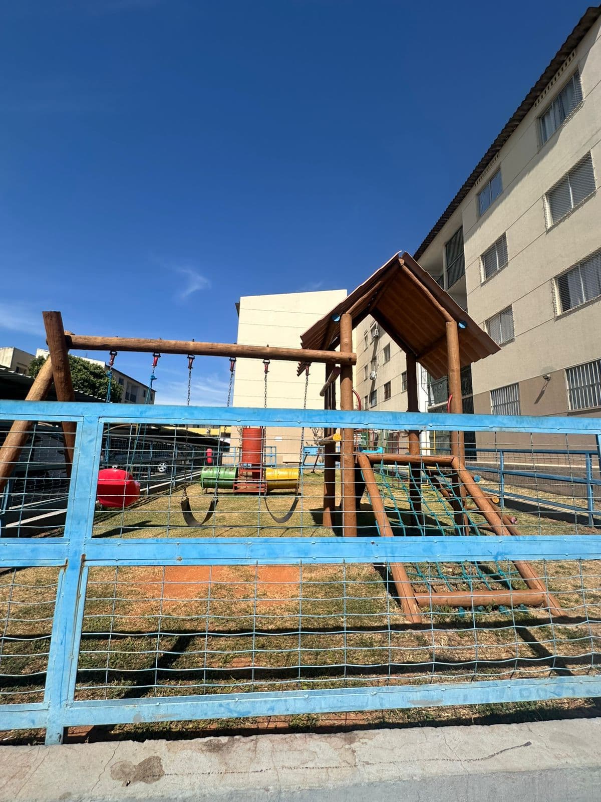 Apartamento Cond. Sonho Dourado 68m²