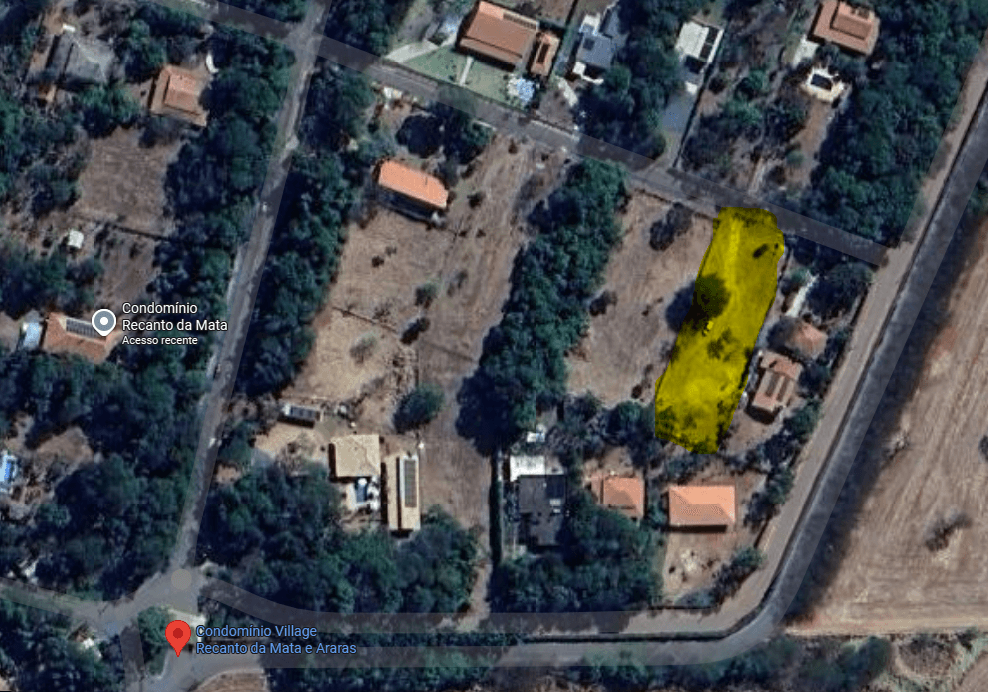 Lote Condomínio Village Recanto da Mata 1.800m²