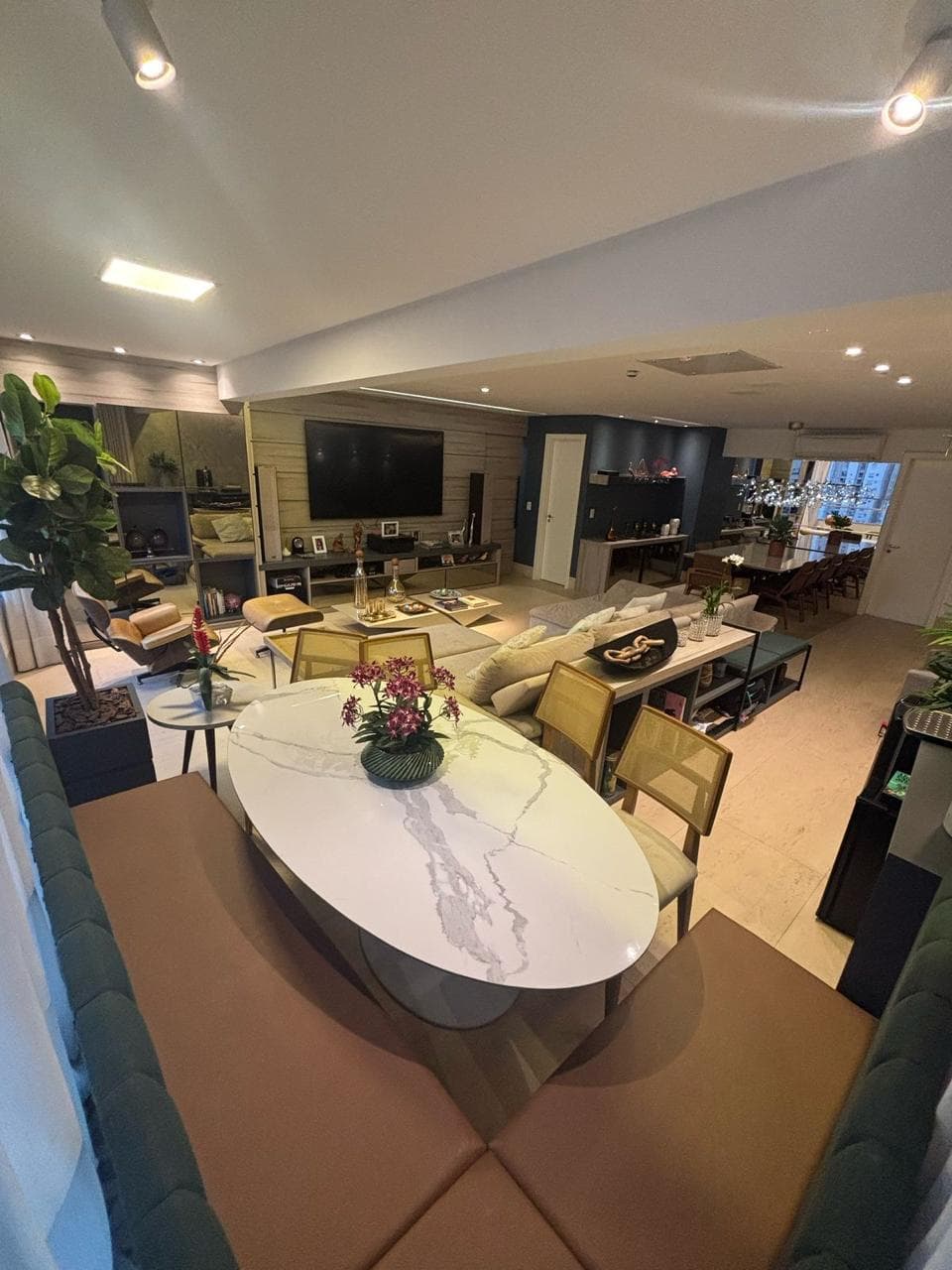 Apartamento Ed. Lyon 148m²