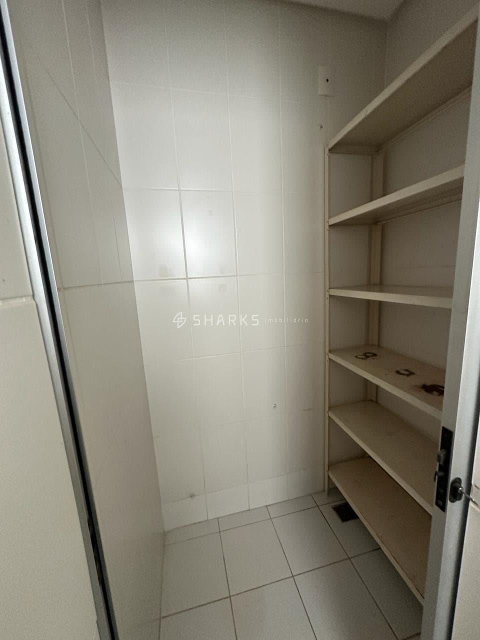 04c70bd9-0c4c-4259-988a-1bb1c401a9f7