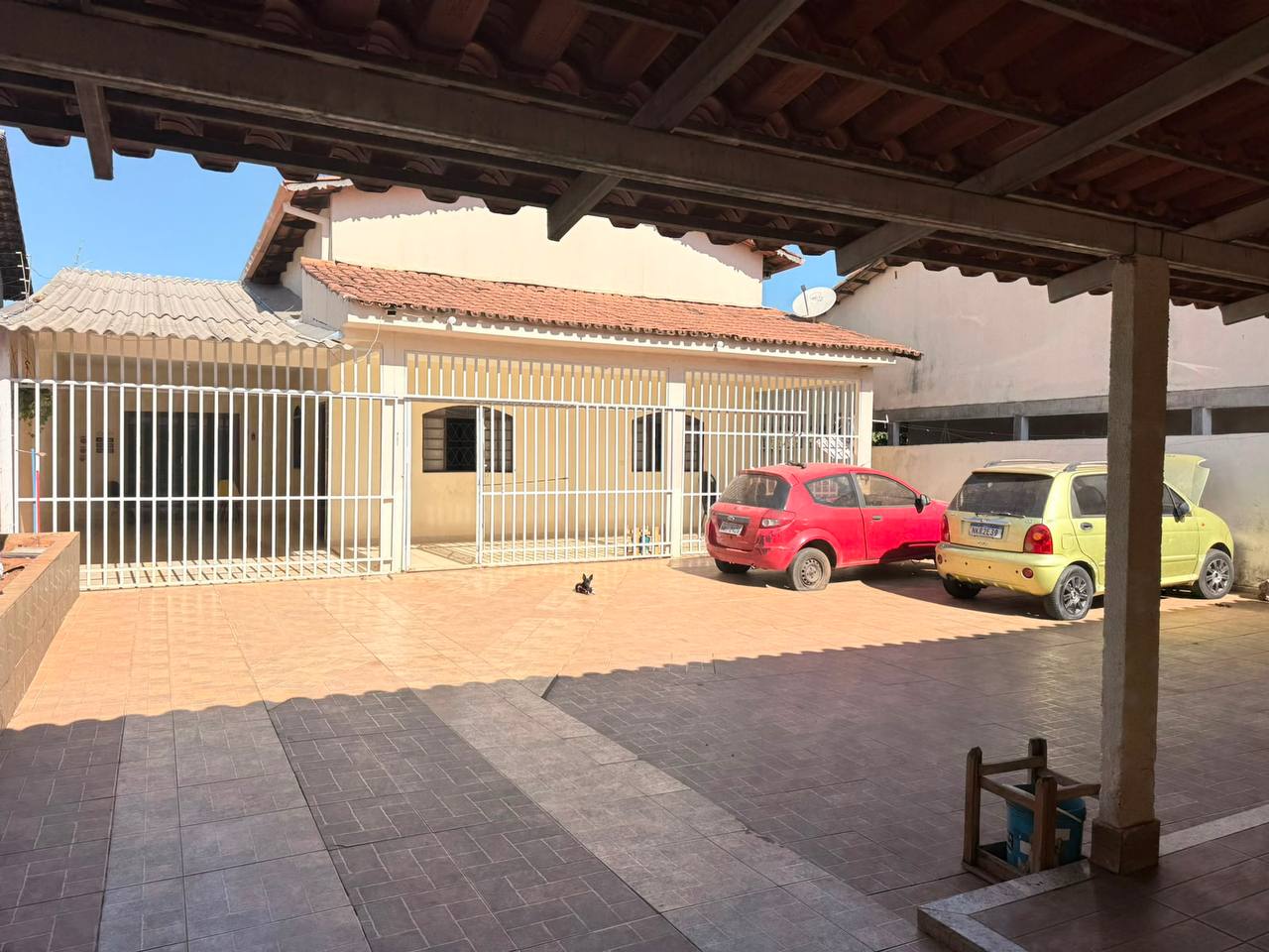 OPORTUNIDADE IMPERDÍVEL! CASA ESPAÇOSA COM ÁREA DE LAZER NO JARDIM NOVA ERA A 5 MINUTOS DO BURITI SHOPPING! ✨🔑