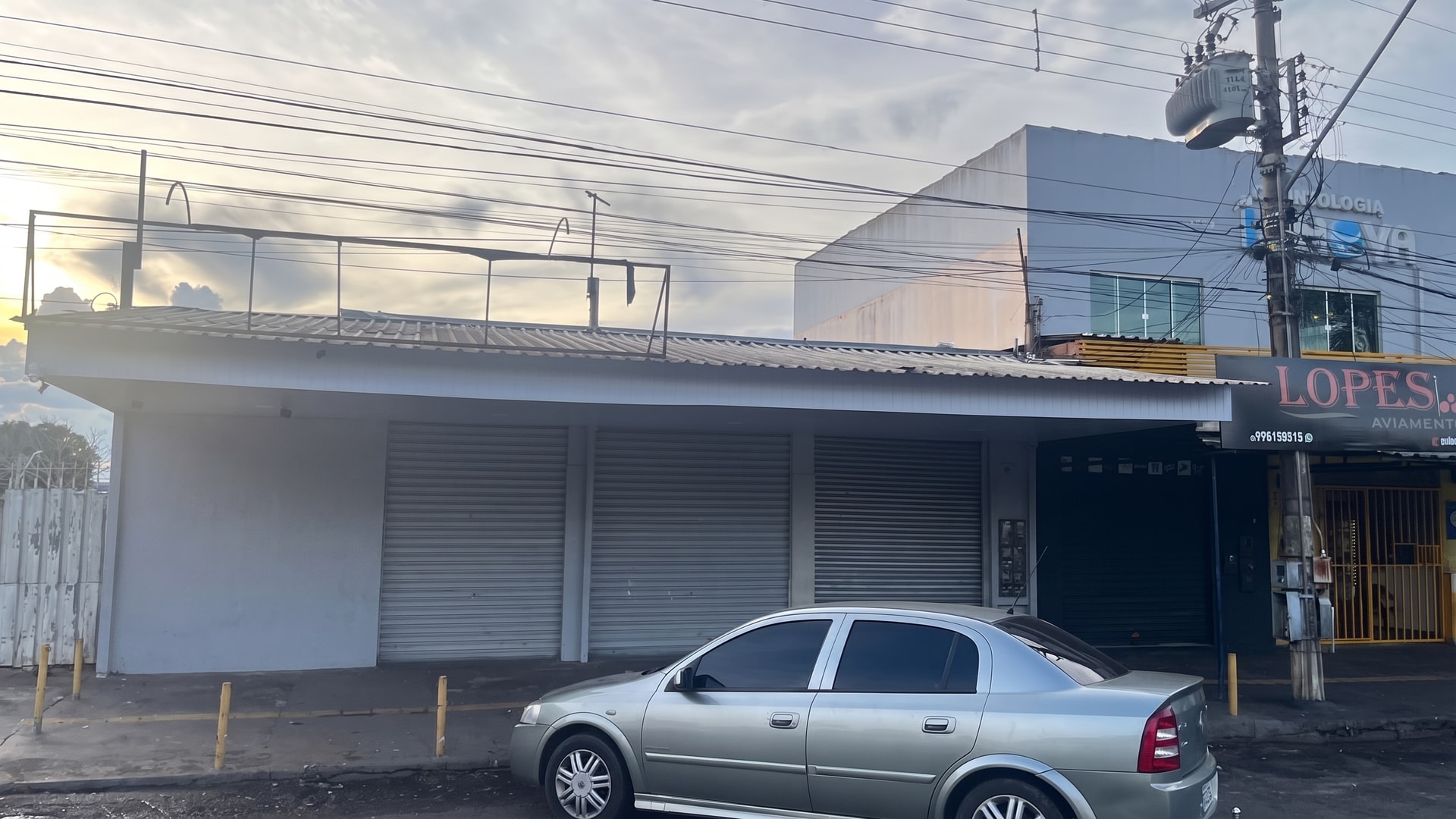 Salas Comerciais Conjunto Riviera 220,00 m²