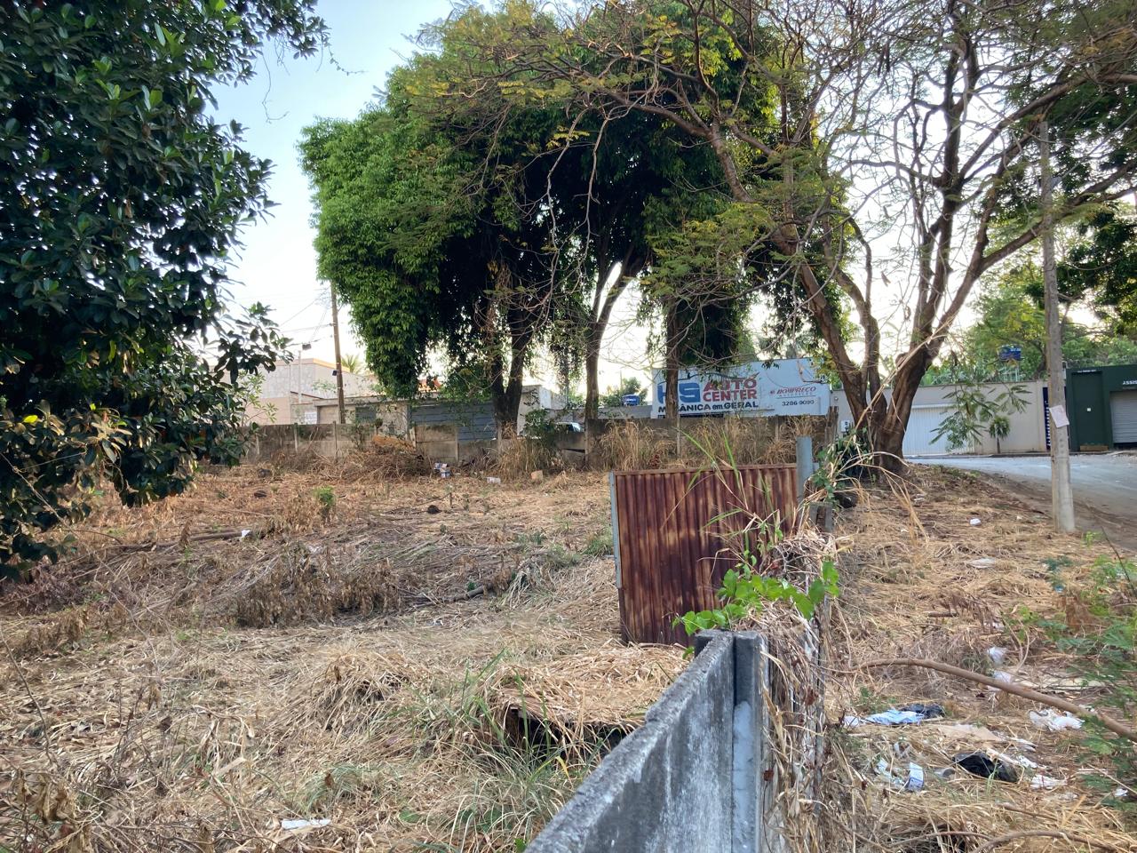 Lote em frente ao parque cascavel Jd. Atlântico