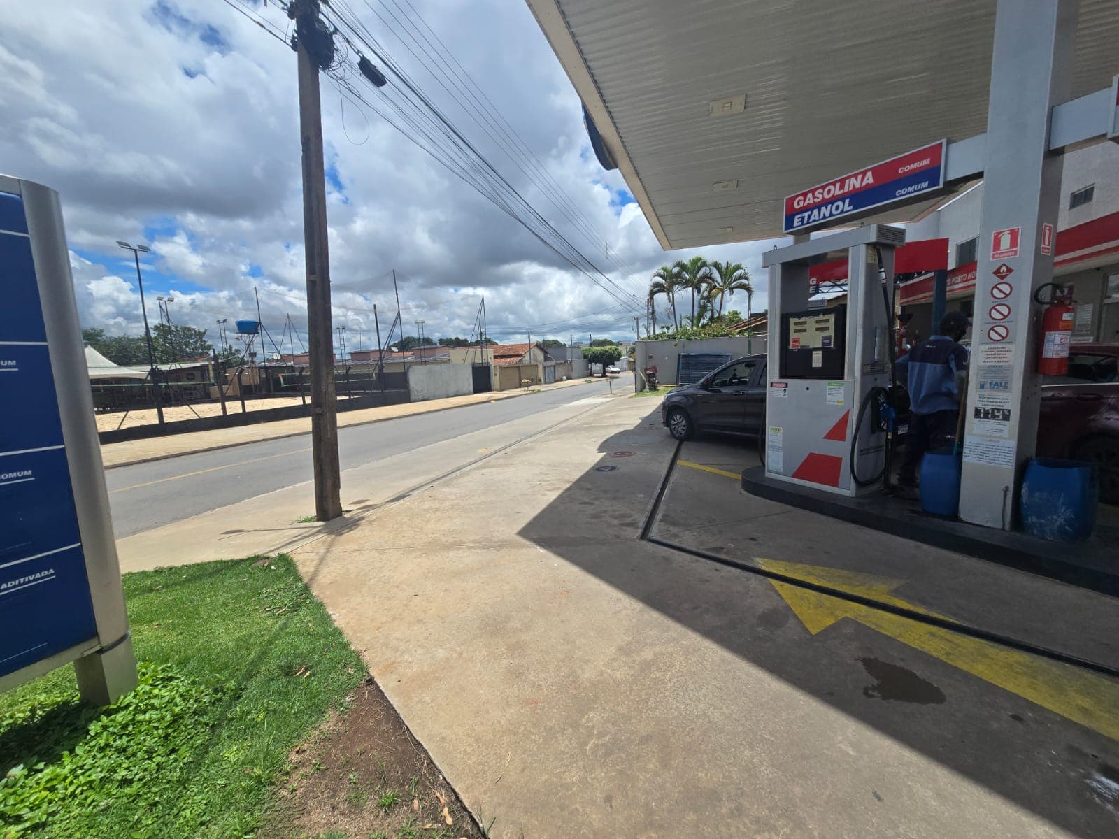 Posto de Gasolina ao lado do Buriti Shopping de esquina grande oportunidade de investimento