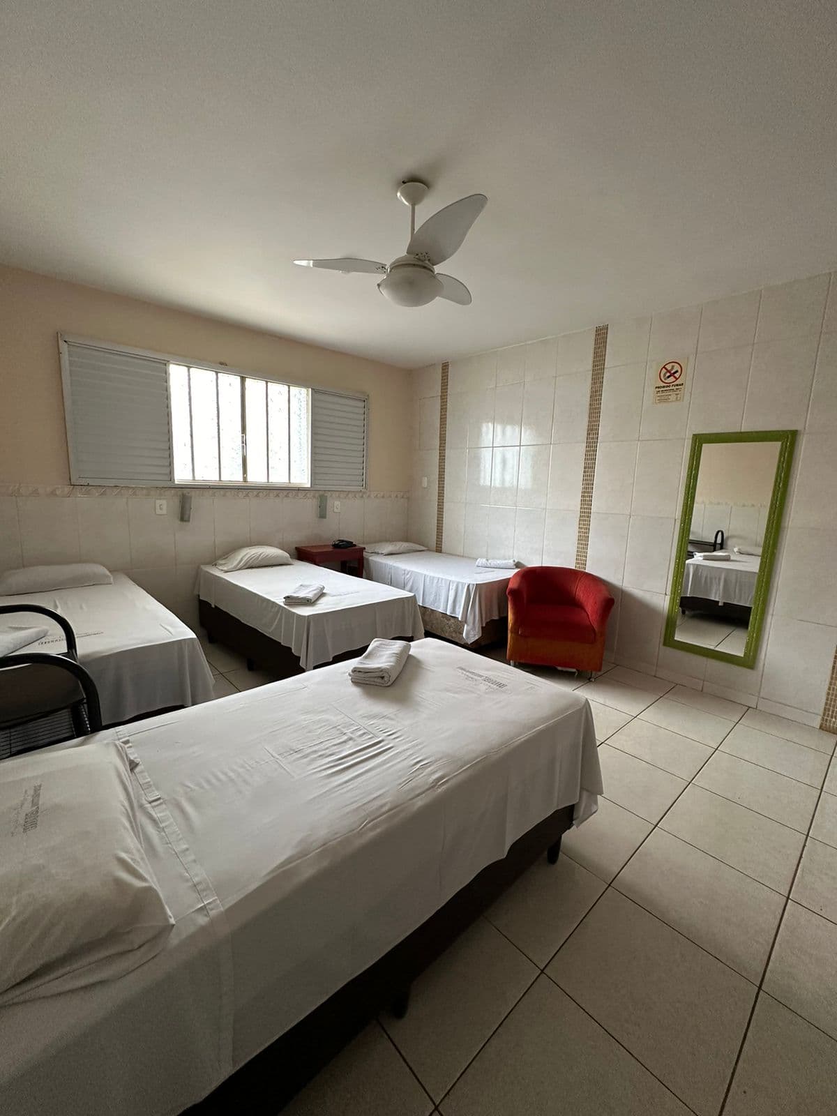 Hotel a venda no setor universitário divisa com setor central Funcionando oportunidade
