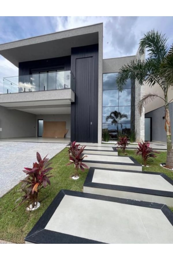 Sobrado Jardins Bolonha 270m²