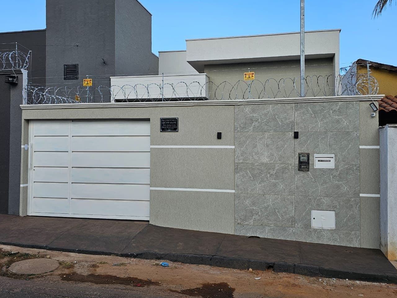 Casa Sítios Santa Luzia 190m²