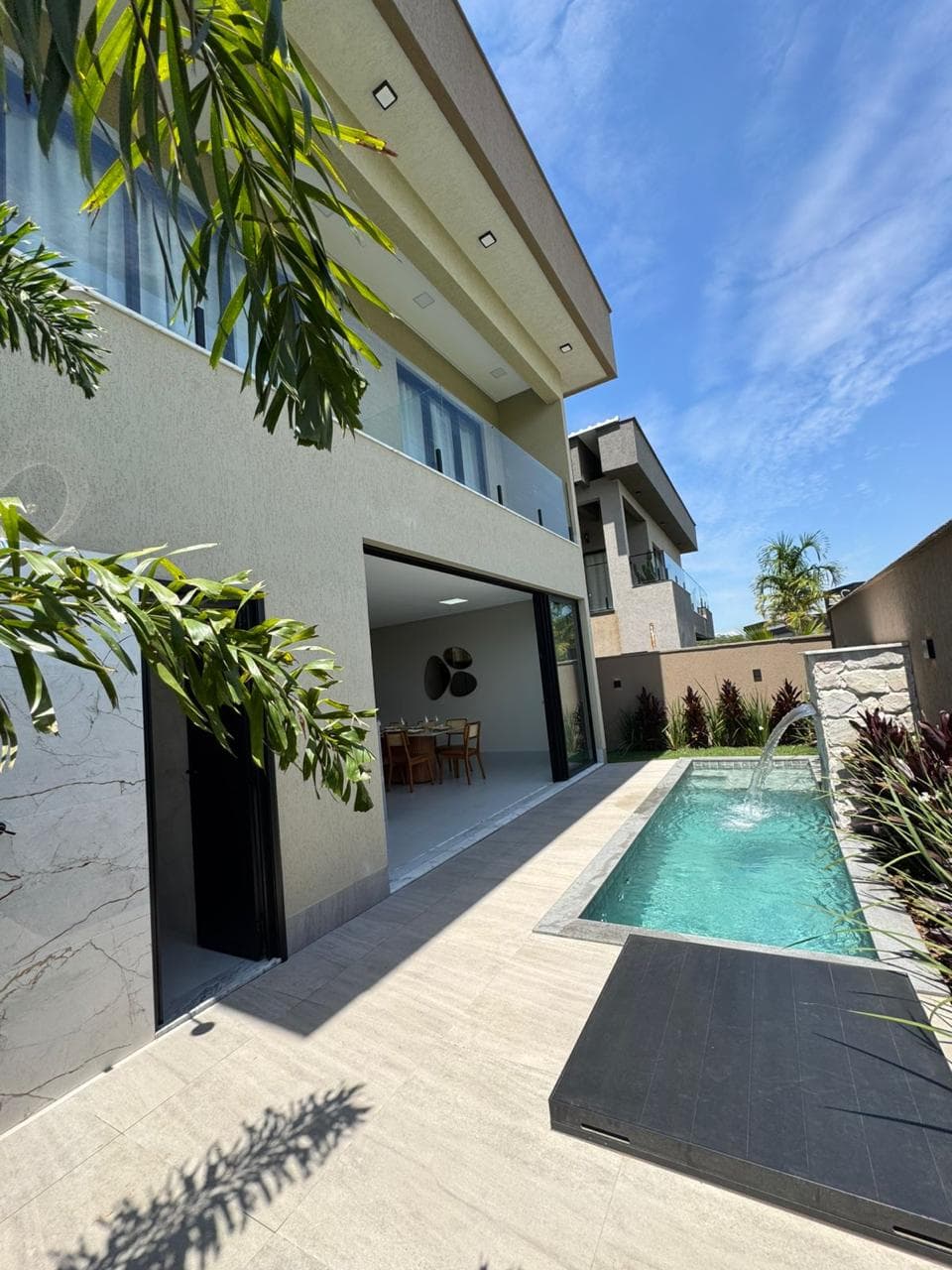 Sobrado Parque Ville Quaresmeira em Trindade - 232,33m²