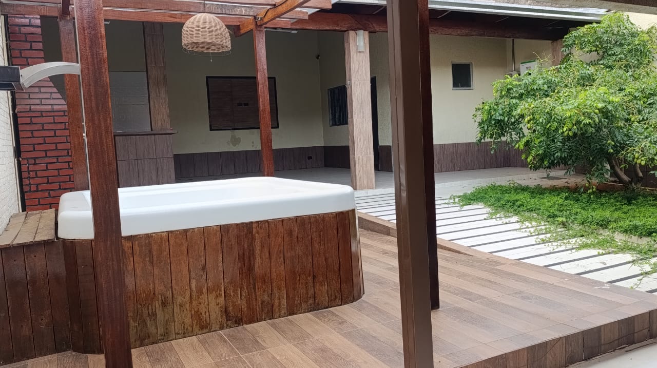 Casa Região do Cardoso | Aparecida de Goiânia 230m²