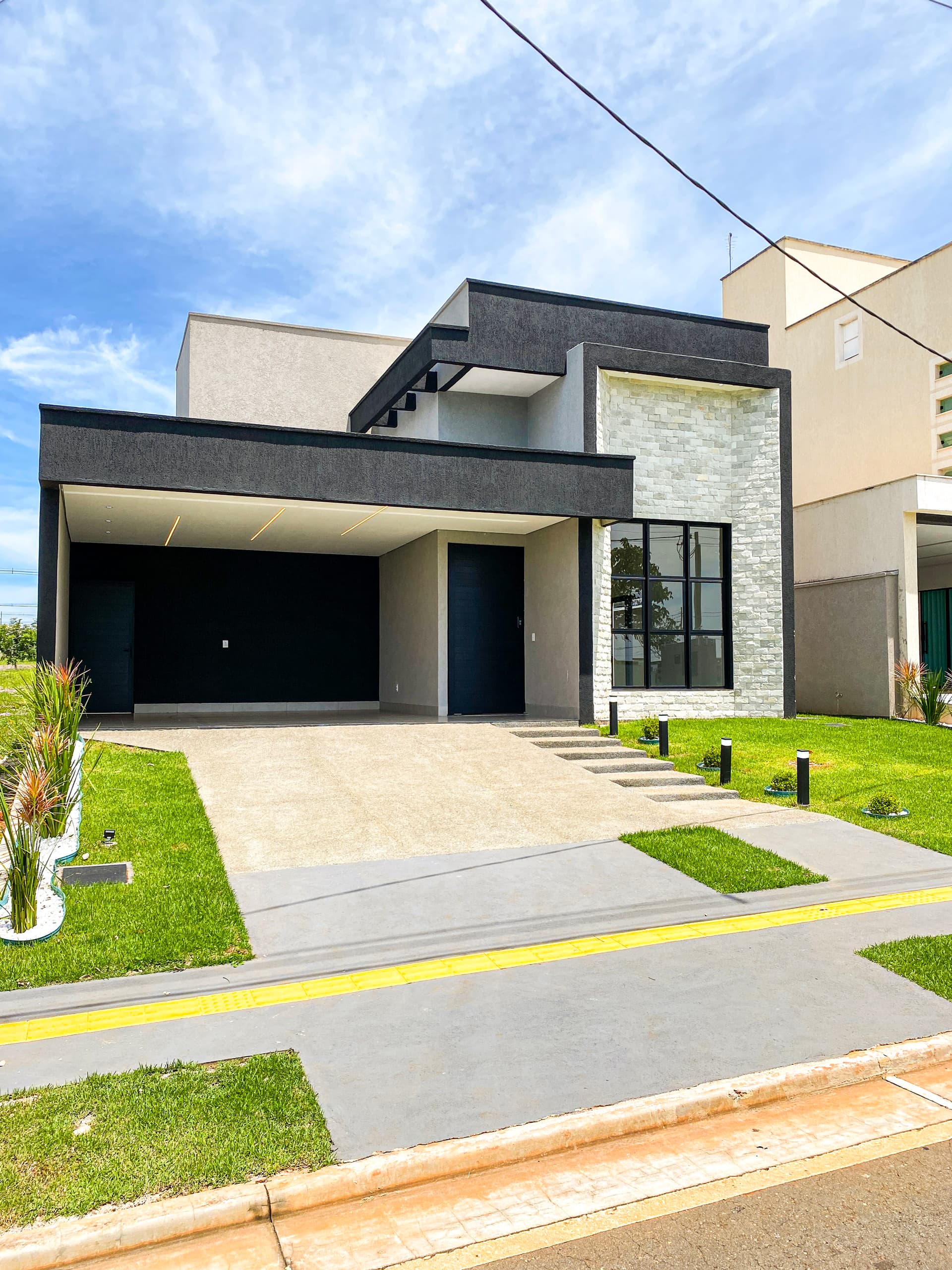 Casa Condominio Terras Alpha Residencial 1 – Senador Canedo 180m²