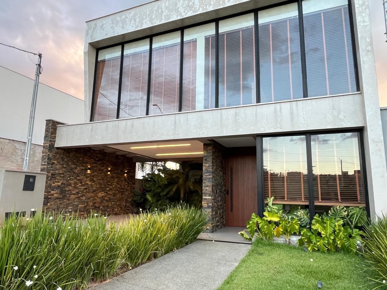Sobrado Jardins Capri 230m²