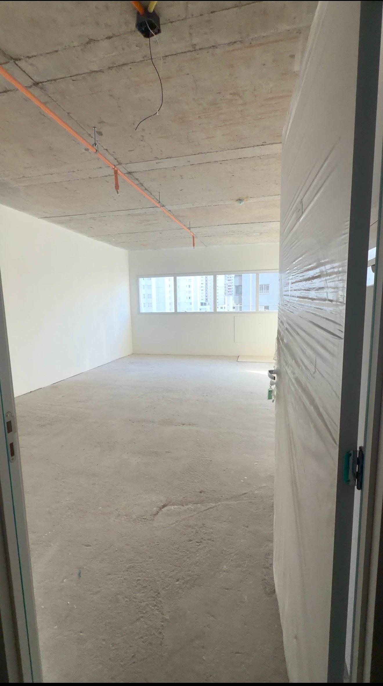Ágio Sala Comercial Metropolitan Bueno 39m²