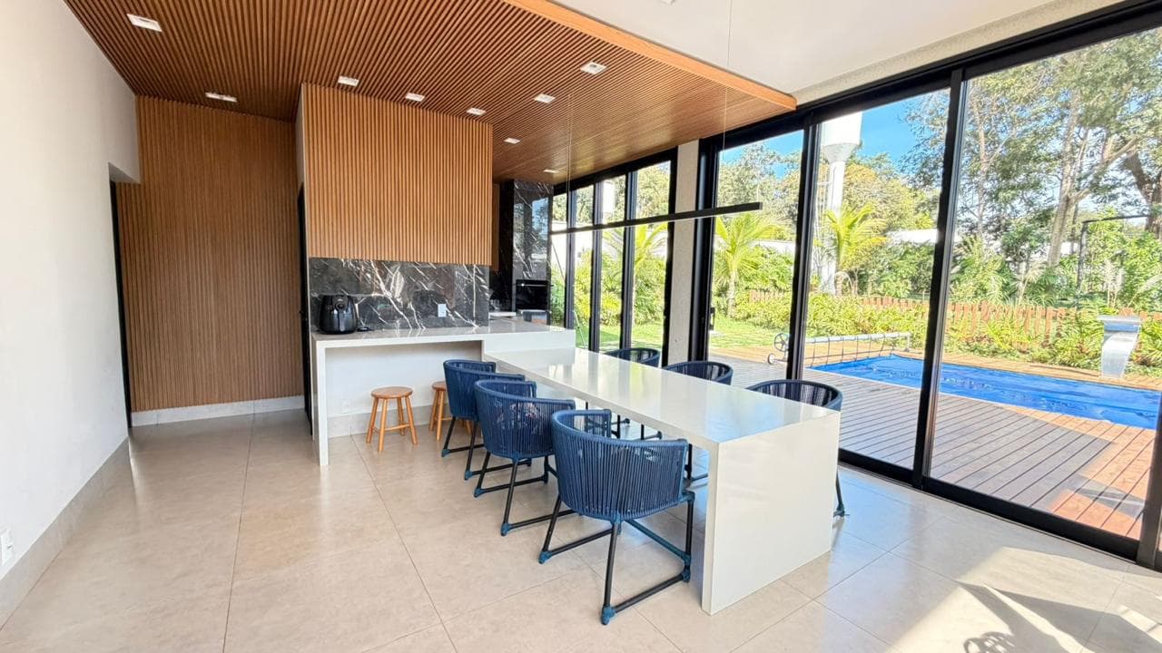Casa térrea condomínio Villa Verde 280m²