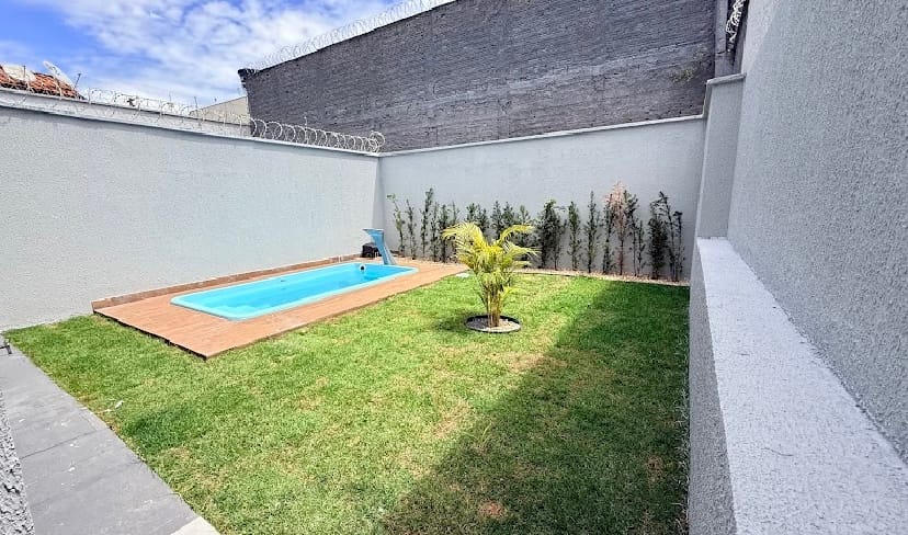 Casa Jardim Helvécia - Aparecida De Goiânia 135m²