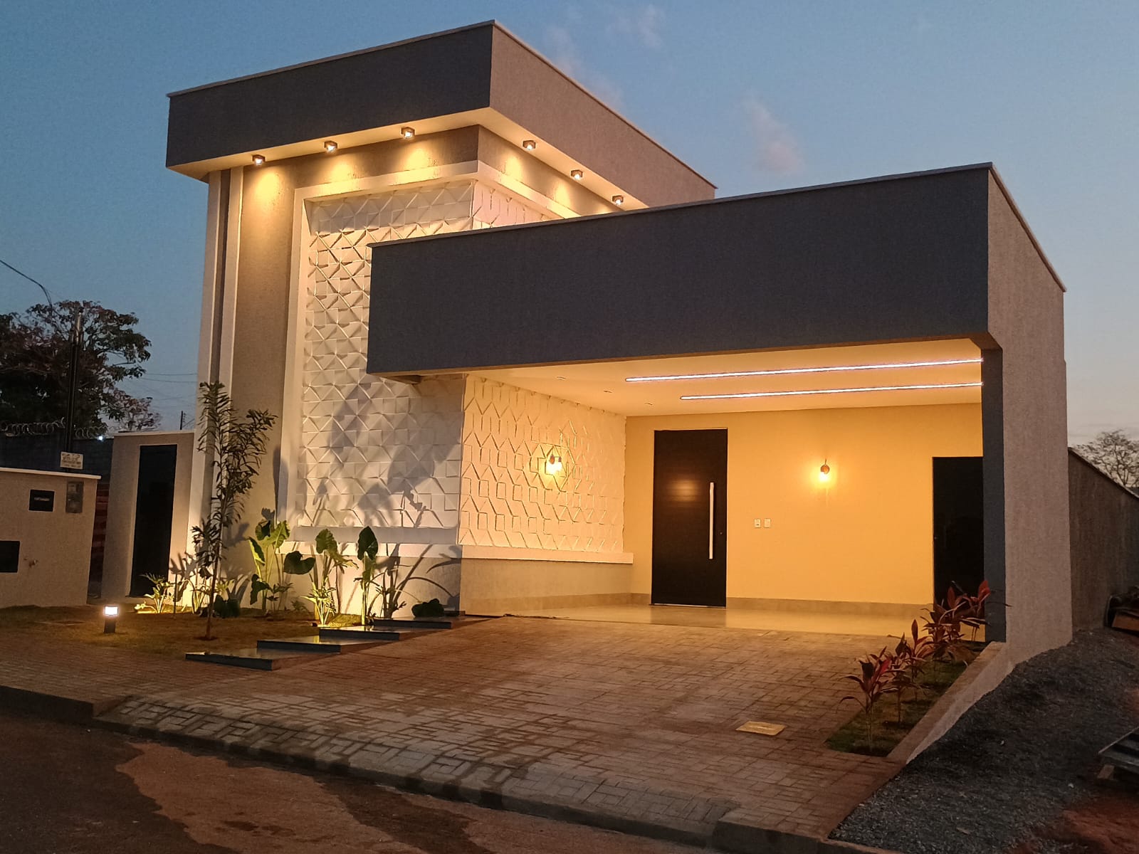 Casa de condomínio em Trindade 140m²
