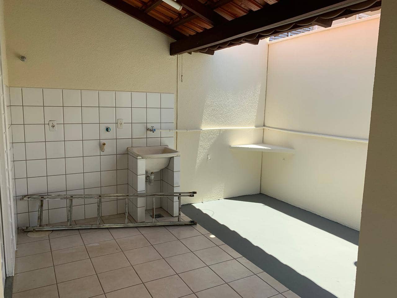 Sobrado Geminado no Jaó 129m²